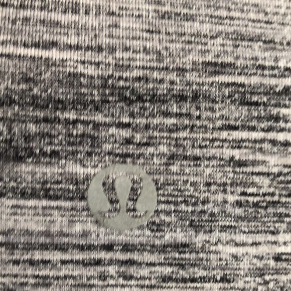 Lululemon space dye gray cropped leggings size 4 - Picture 4 of 5